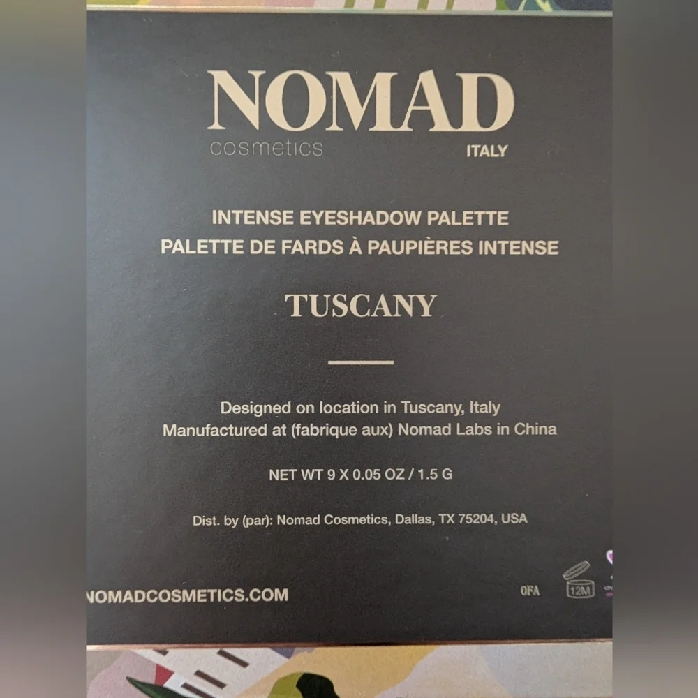 Nomad Toscana Palette with Red and Green Hues..New In Box